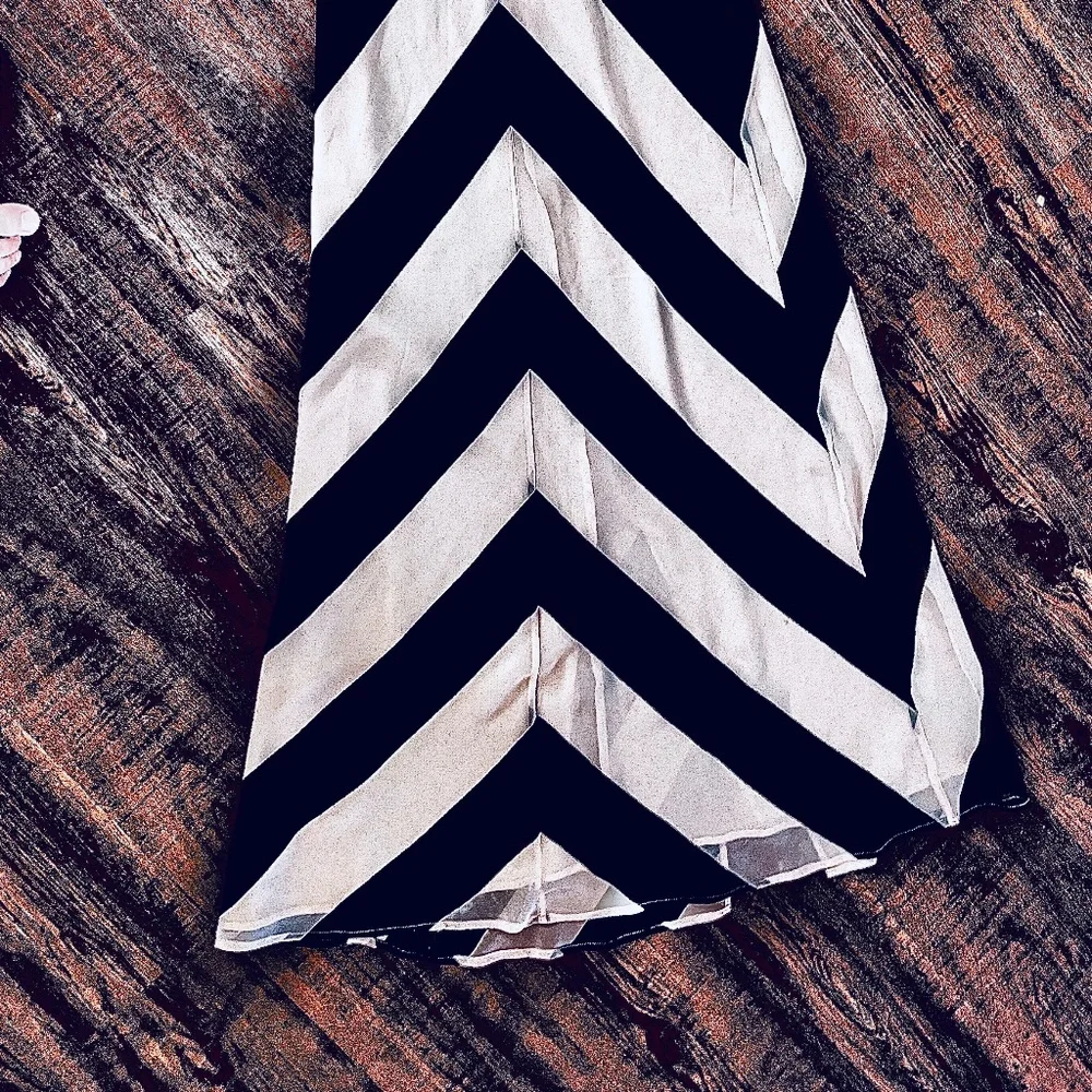 Chaffan polyester spaghetti strap summer dress NWT black & white stripe - Picture 2 of 2